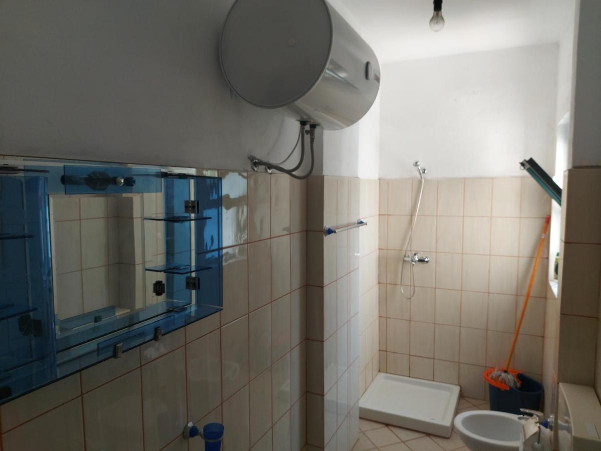 Nm - Classic Apartment Дуррес Экстерьер фото